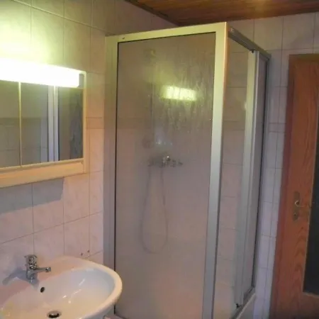 Kleine, Gemutliche Ferienwohnung Im Erholungsort Georgenthal Mit Guter Anbindung An Rad- Und Wanderwege Apartment Georgenthal (Thuringia)